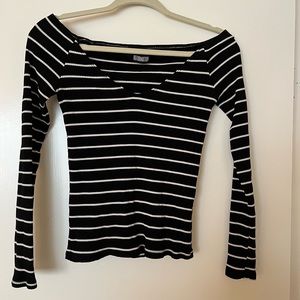 Black and white striped Reformation top. Stretchy and comfortable